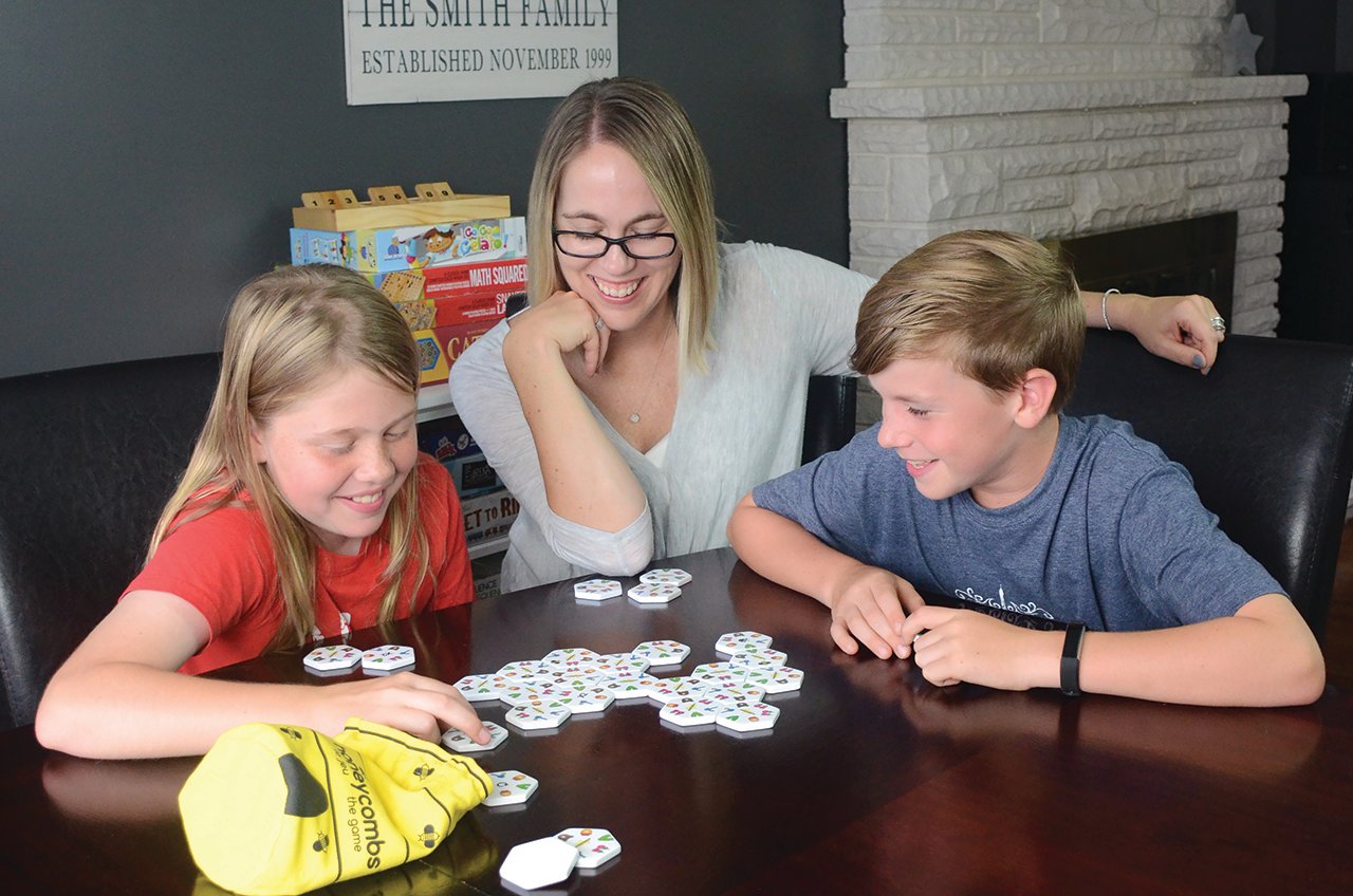 3 Easy Ways To Bring The Family Together 3-easy-ways-to-bring-the-family-together
